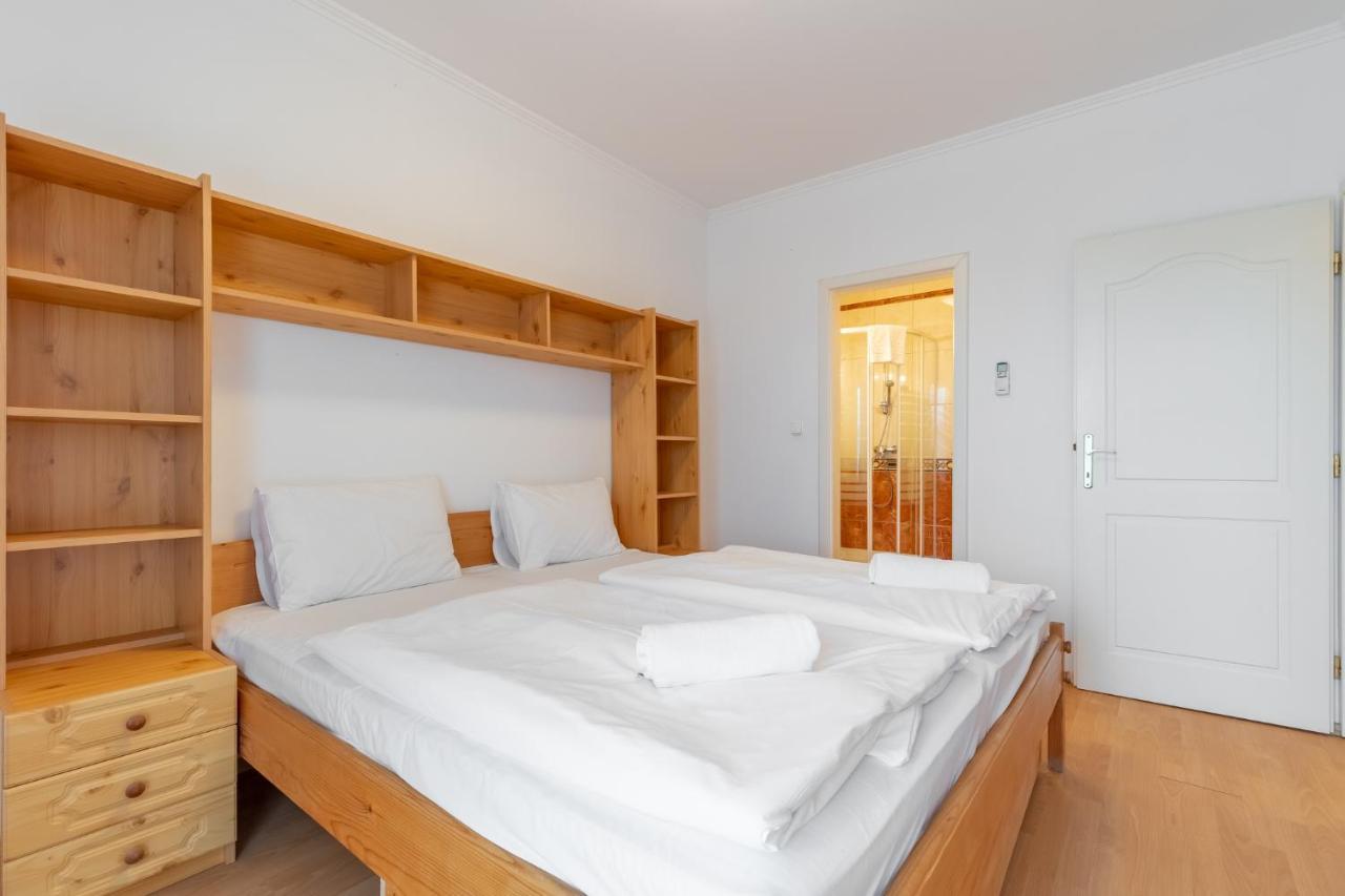 Egyuett A Csalad II Apartman By Bltn Siófok Buitenkant foto
